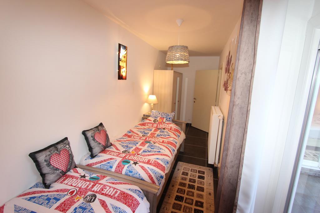 Oldsaxo Premium Apartment Ypres Room photo